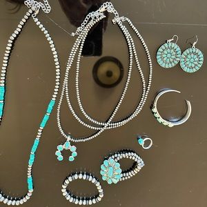 Navajo Pearls & Turquoise Necklaces, Bracelets & Earrings